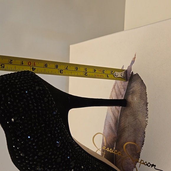 Jessica Simpson Glittering Black 4 Inch Heels. Size 6 1/2 - Picture 7 of 7